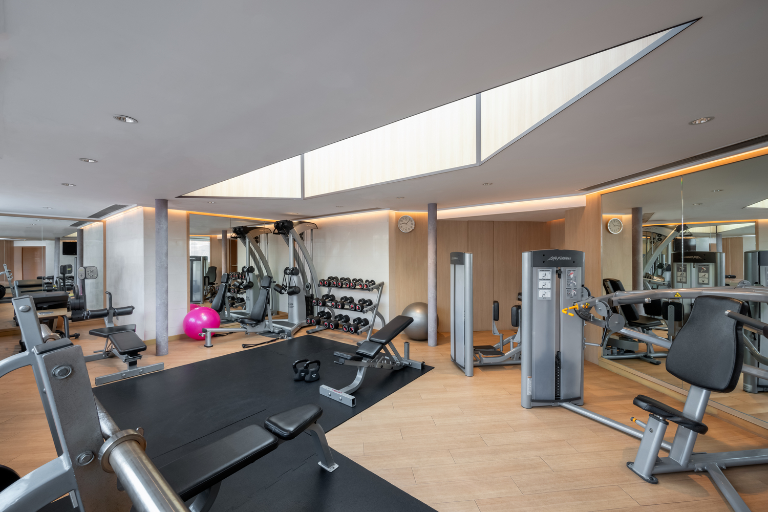 フィットネスセンター Fitness Centre