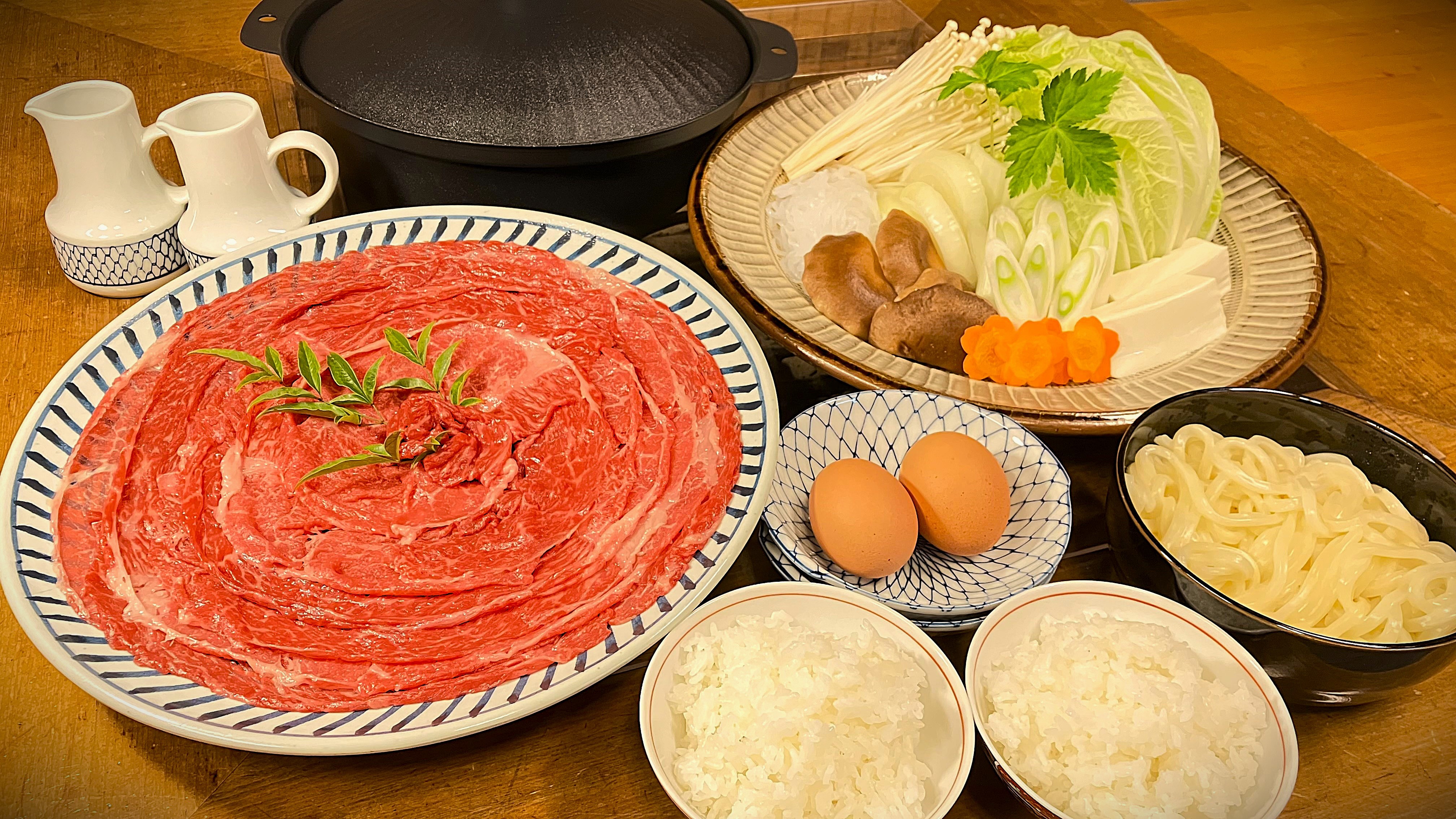 とおわ育ちの四万十牛すき焼き鍋セット