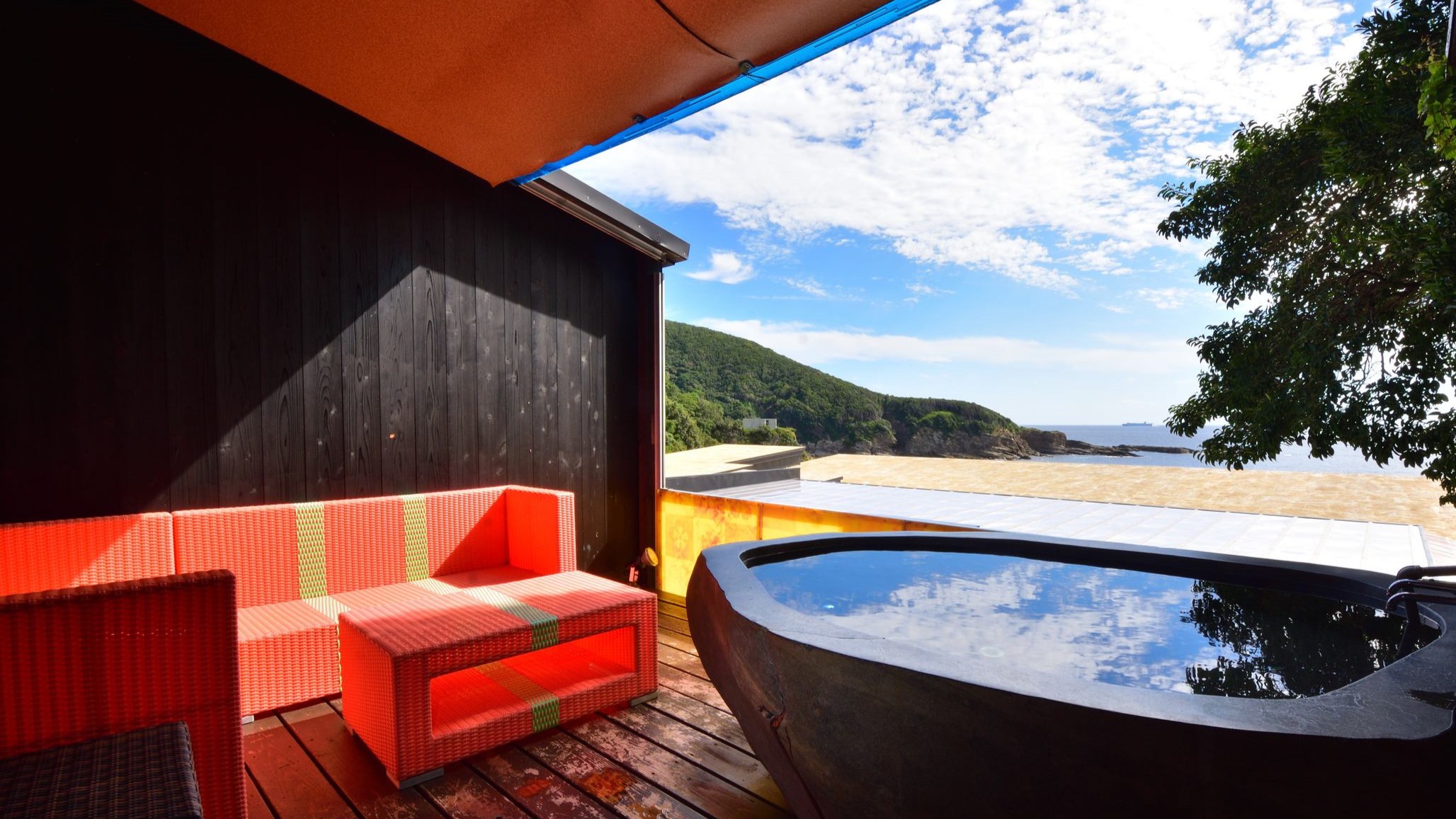 ギネス認定の宿 XYZ Seaside Resort 宿泊予約【楽天