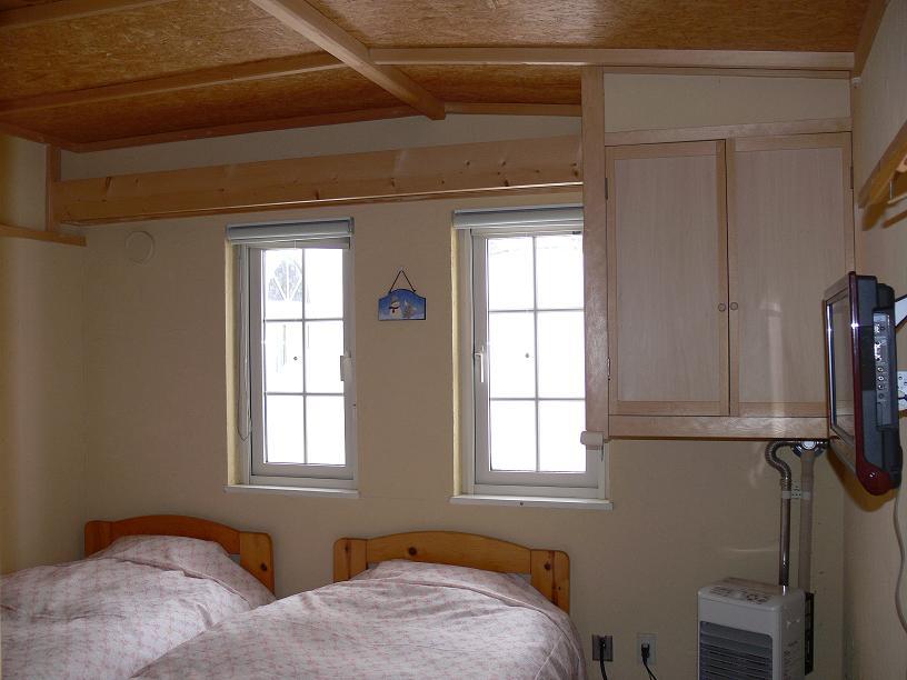 Japanese-Western style room
