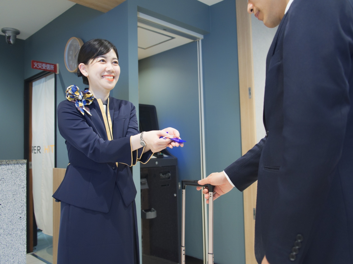 荷物を預けて手ぶらで観光！※当日のみ