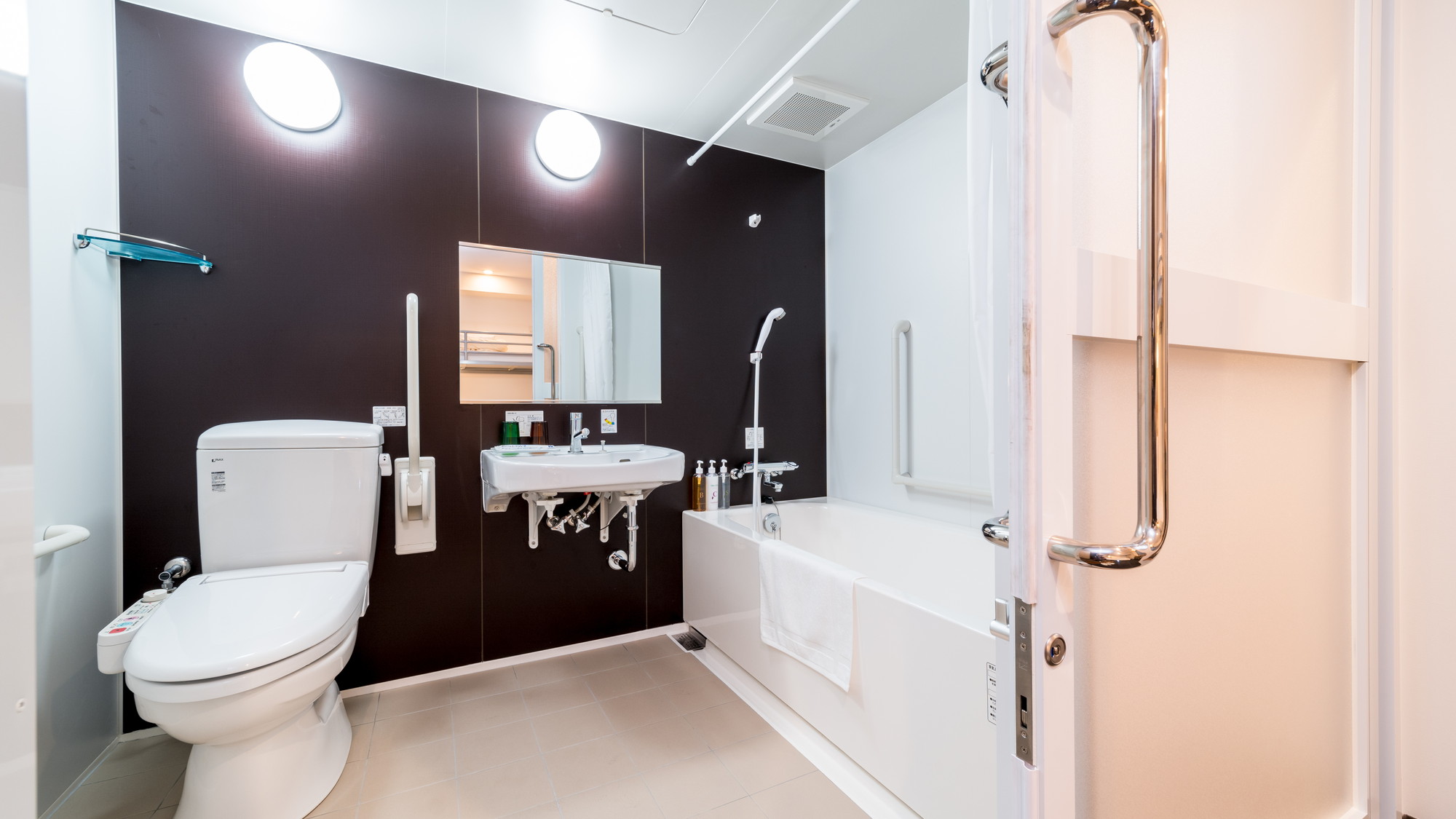 ユニットバスは段差がありません