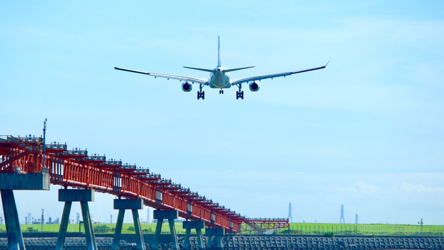 羽田空港まで電車で約35分