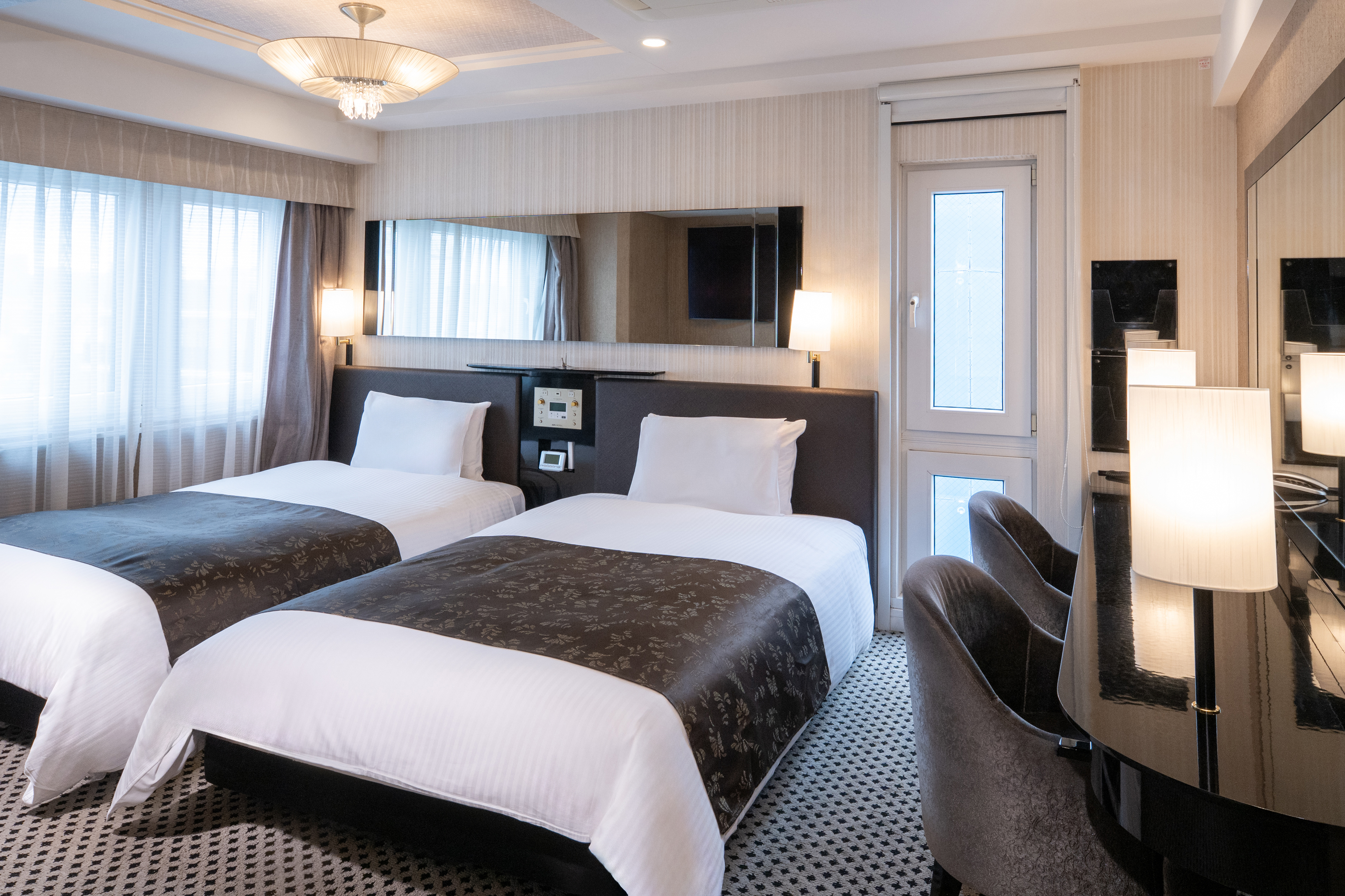 デラックスツイン【全室禁煙】（広さ21㎡/ベッド幅120cm）