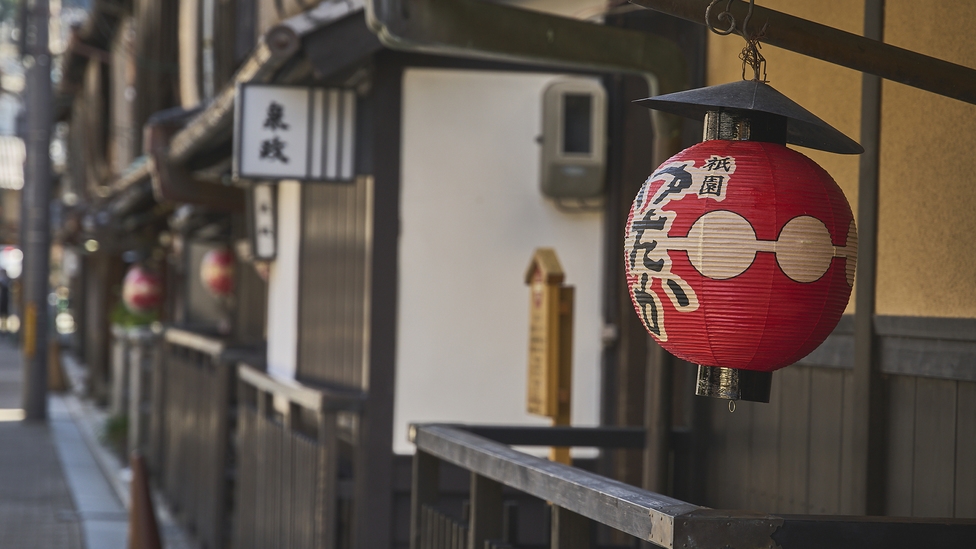 【連泊割：素泊まり】＜最大50％OFF！＞京都市内のビジネス＆観光に【無料朝食・京阪駅近】