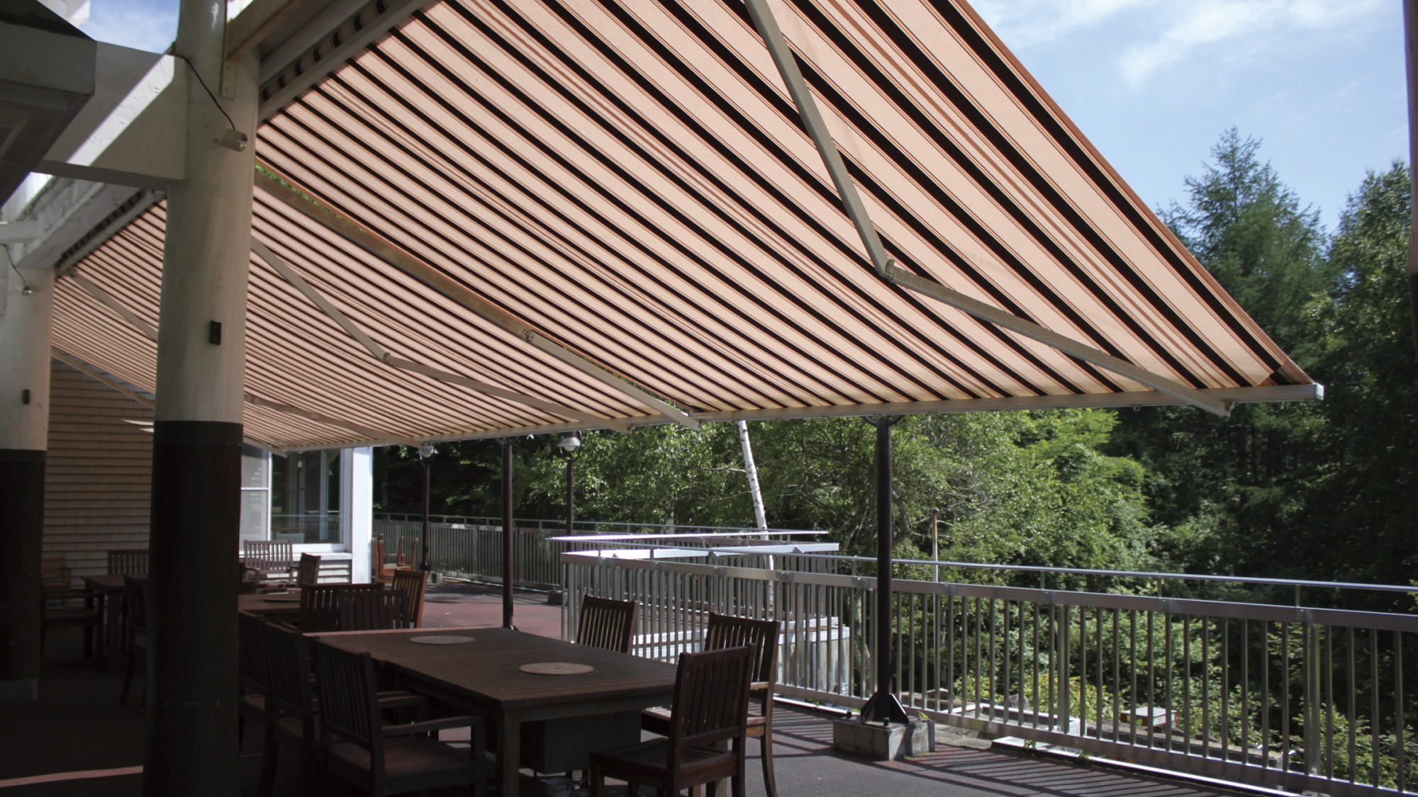 ゴルフ場テラス