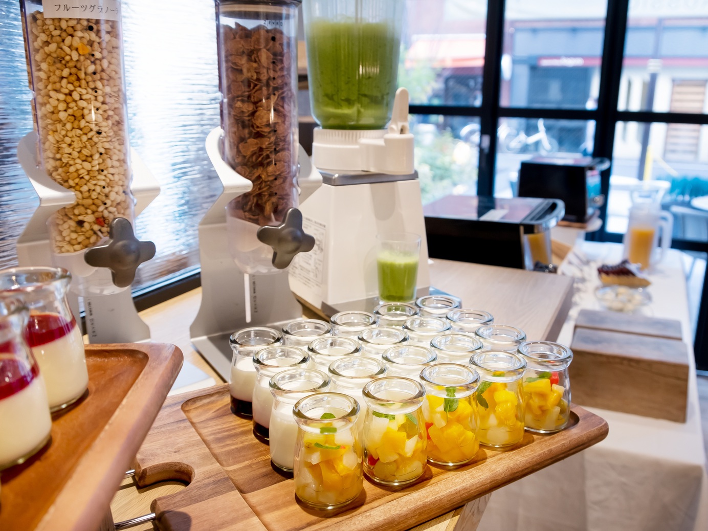 【50種類の朝食ビュッフェ】約80種類のベジタブルバーが魅力なヘルシー朝食をビュッフェスタイルで
