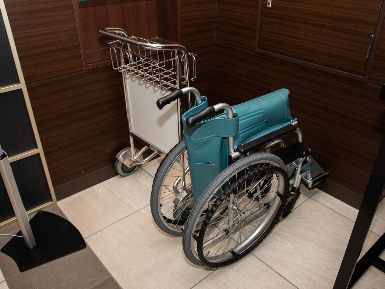 【貸し出し用車椅子】車椅子ご利用のお客様はお問い合わせください。