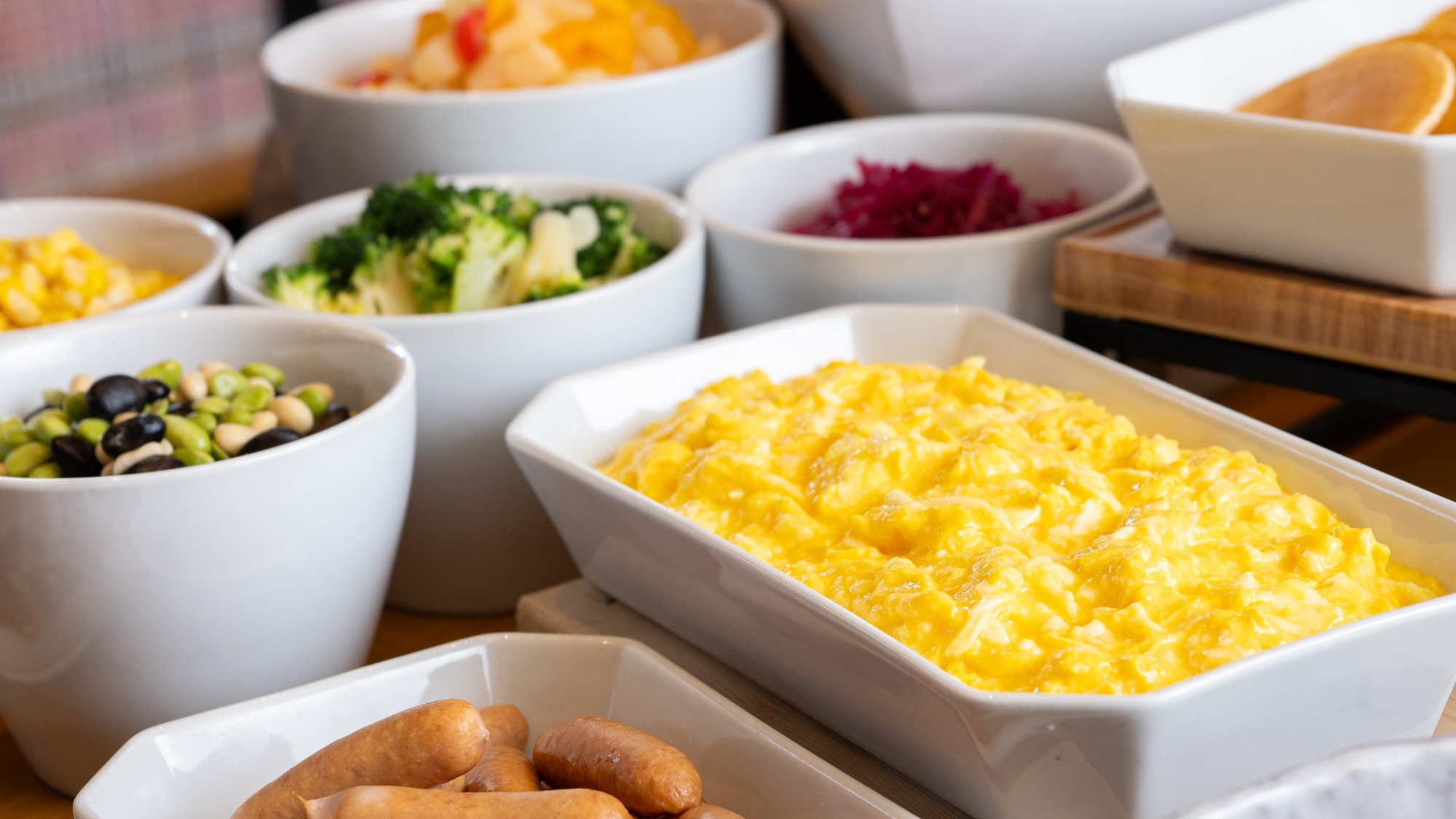 【3連泊割引+朝食付きプラン】〜室数限定！★大浴場、ライブラリー有り　無料駐車場　Wi-Fi完備★