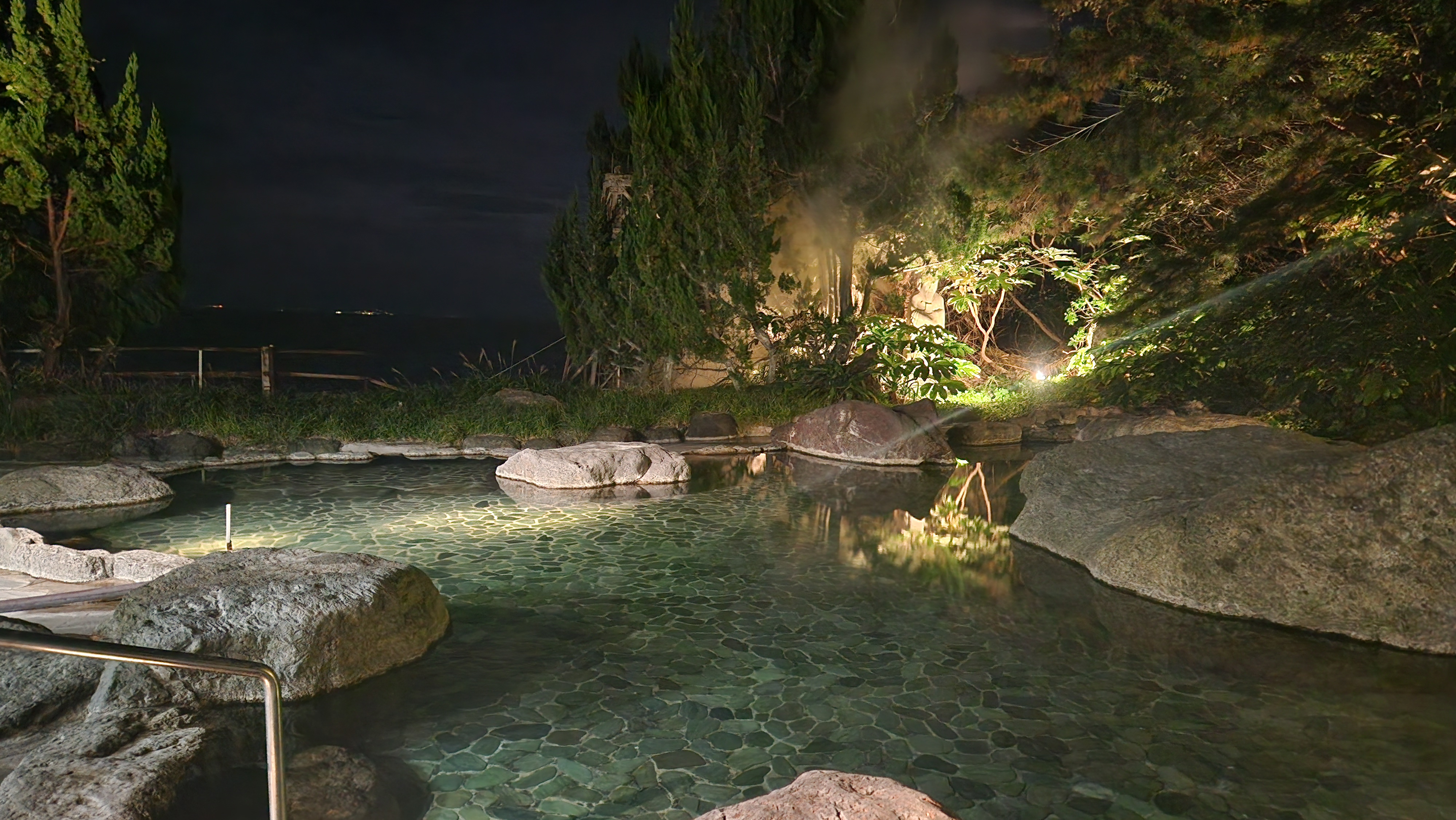 大野天風呂　月灯りの湯