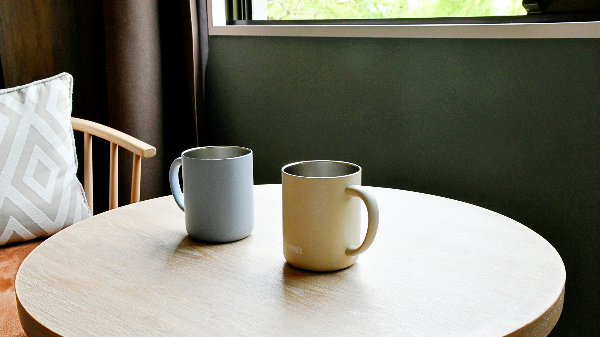 【客室一例（エグゼクティブ）】自然を感じながら、静かな午後をお楽しみください。