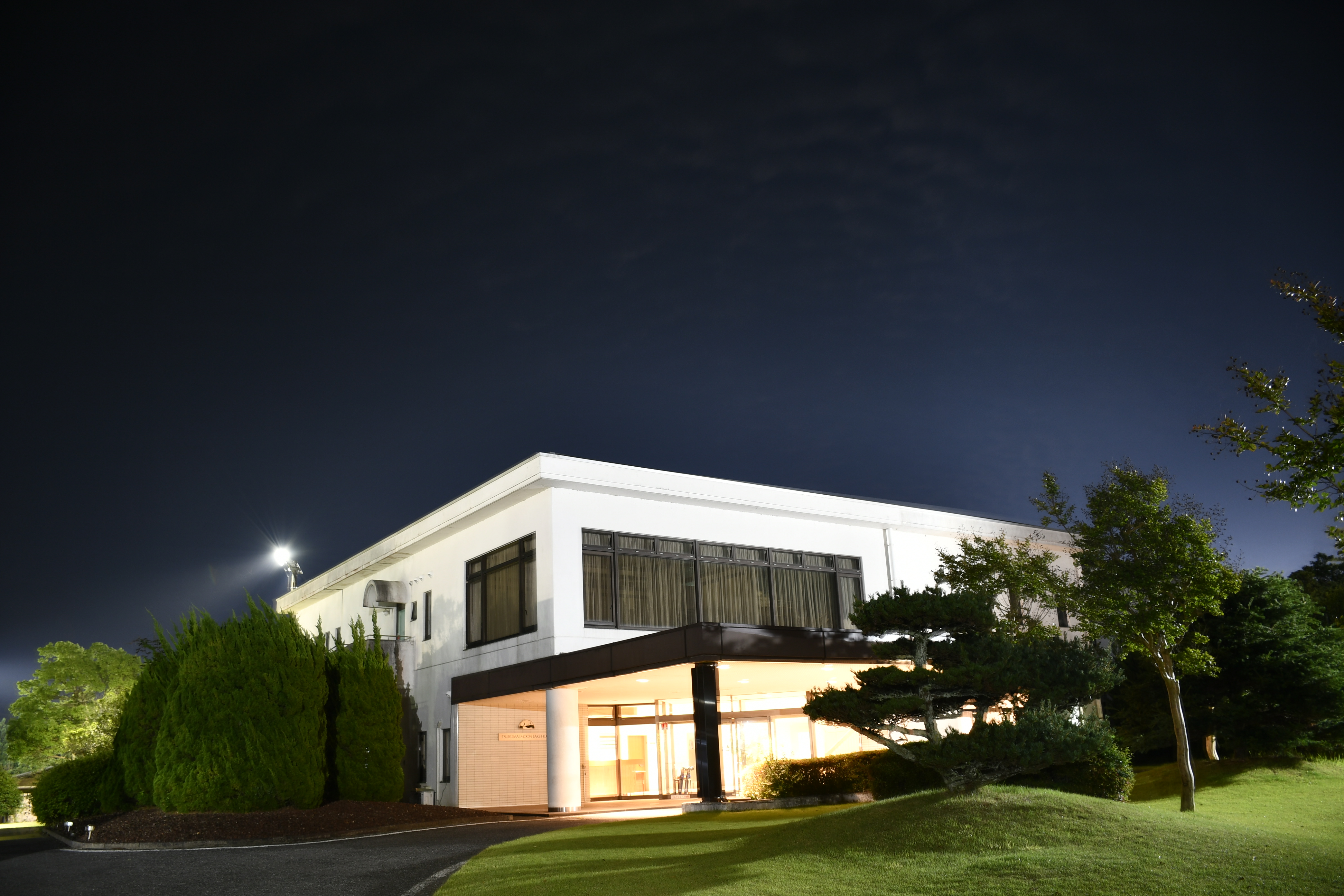 【外観】夜は静寂に包まれ、虫の声が聞こえてきます。