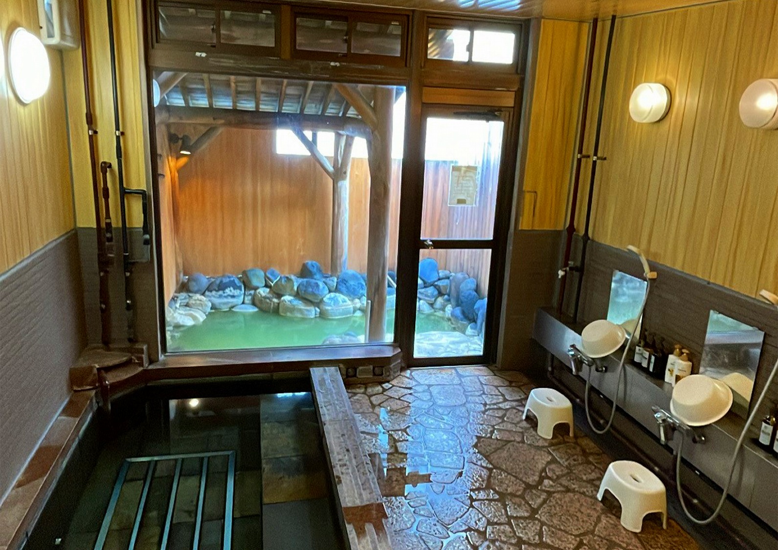 旅籠なごみの温泉