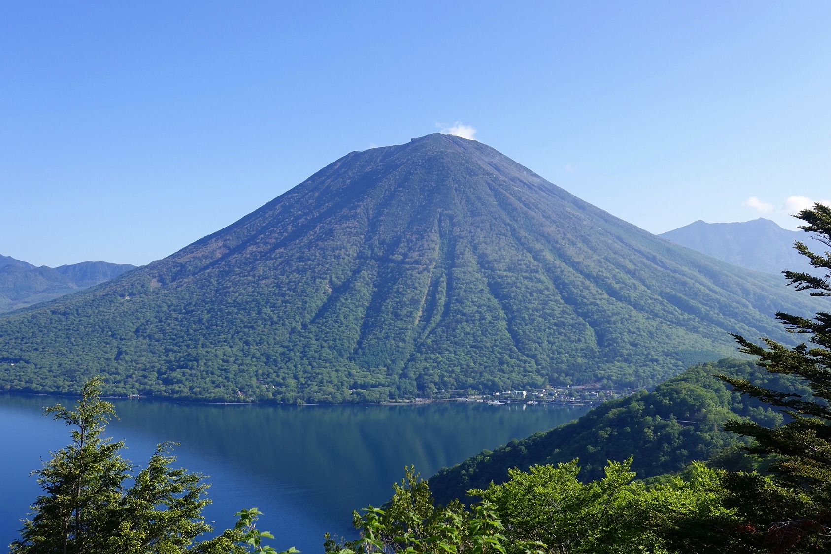 日本百名山　男体山