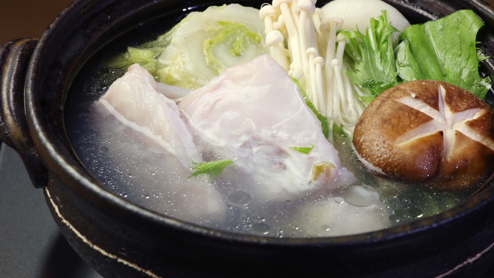 【フグと伊勢海老】臼杵の厚切りフグと採れたて伊勢海老を堪能！贅沢プラン（一泊二食）