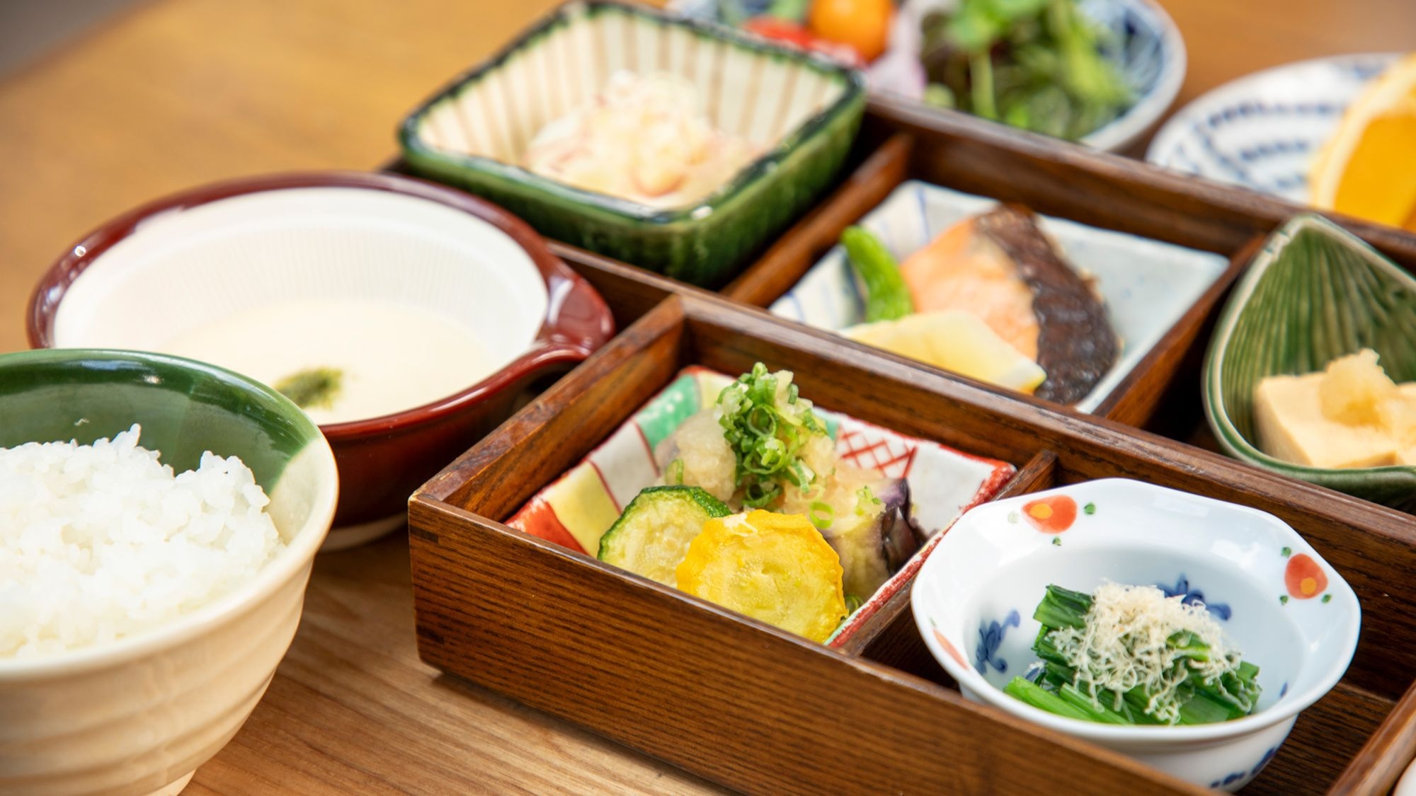 【気軽に楽しむハーフコース】1泊2食付き・夕食18時30分スタート