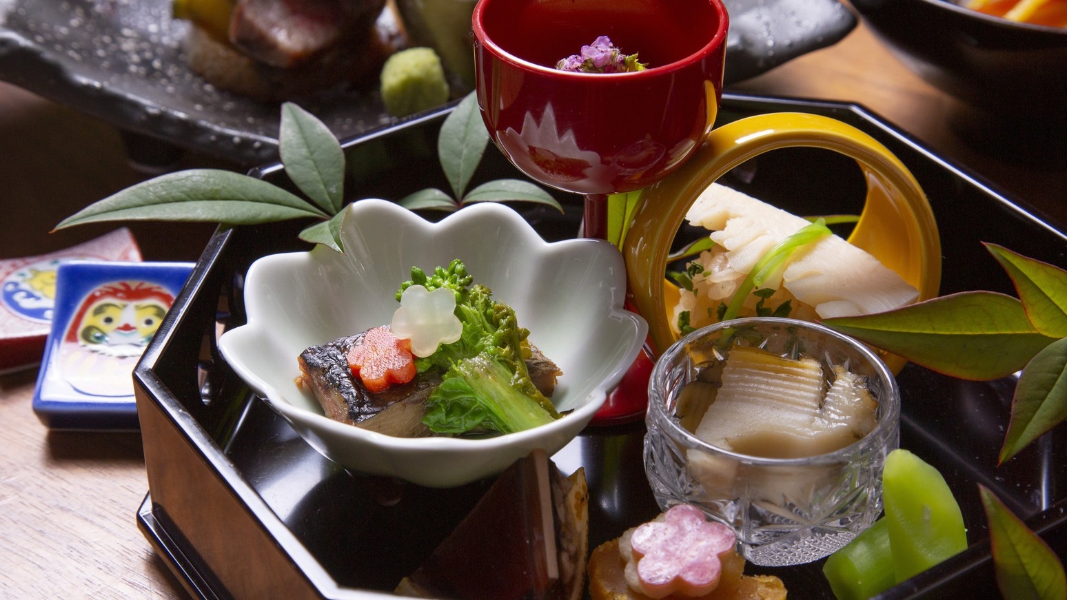 【1月2日限定】旬の味覚を贅沢に味わえる絶品会席コース【1泊2食付き・夕食17時30分スタート】