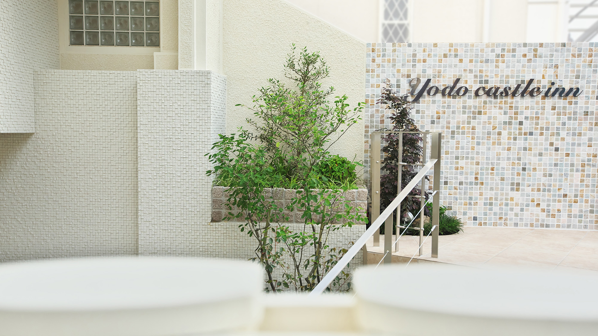 淀駅からすぐ！キレイでおしゃれな空間が広がります。