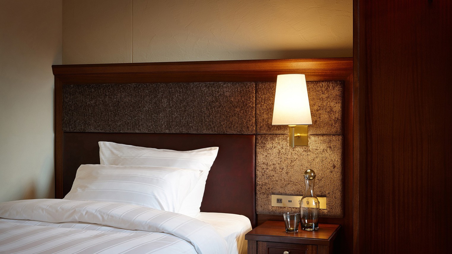 デラックスクアドラプル