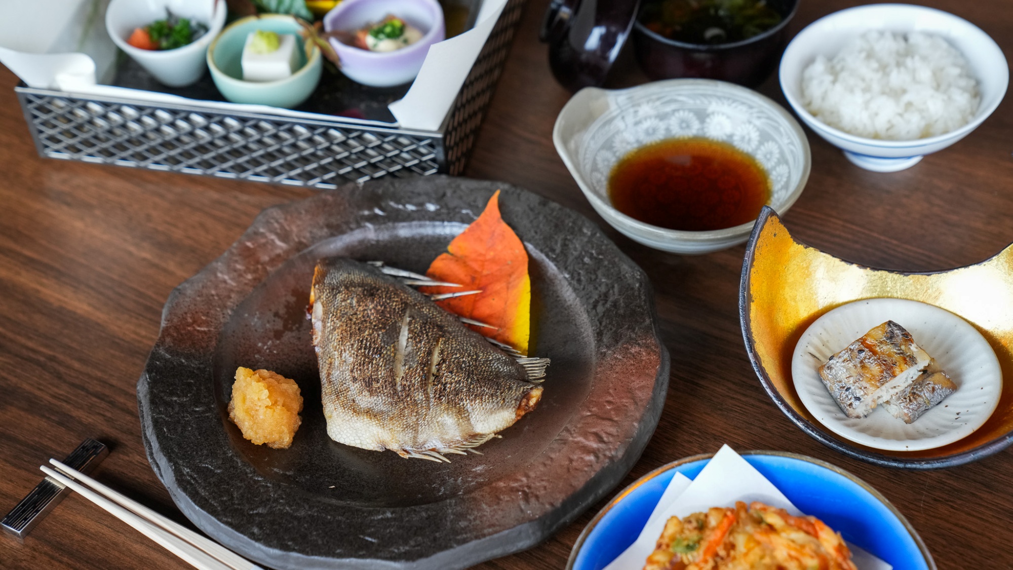 日本料理あさ日 ご夕食一例