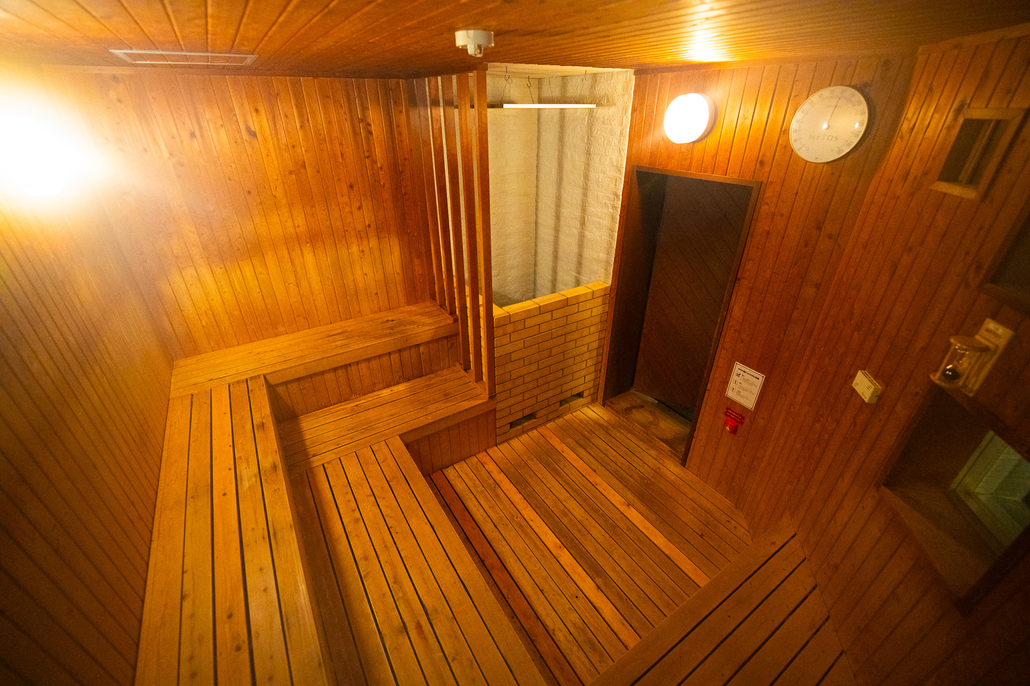 夜の星空温泉（男風呂）