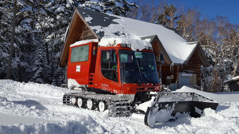 【冬季プラン】雪上車で標高2115ｍ冬の“別天地”白駒荘へ【1泊2食】