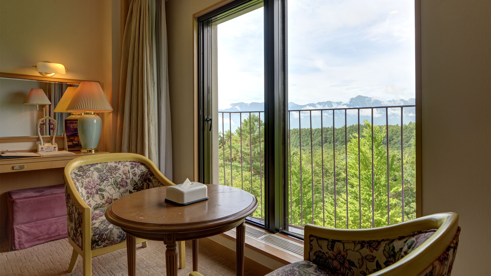 *【洋室30～36平米（バス付/洗浄機付トイレ）】眺望はお部屋によって異なります。