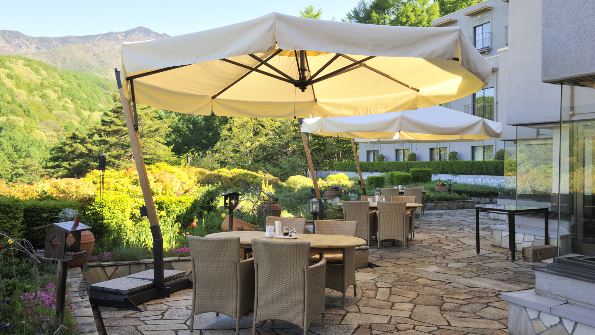 *【オープンテラス（GW夏季限定）】爽やかな風がすーっと通り抜け、ずっといたくなる心地よさ。