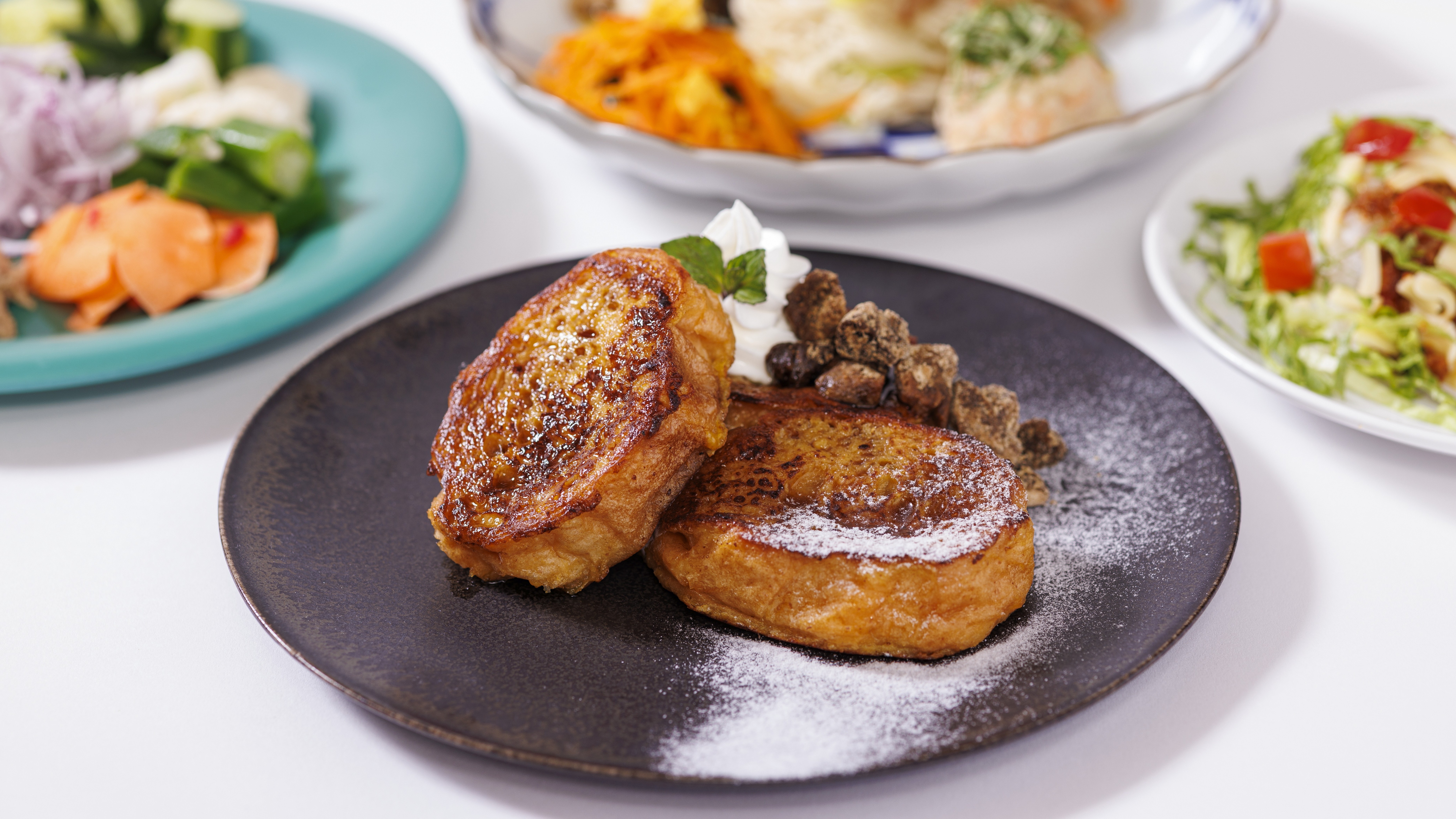 【朝食】毎月変わる『世界の朝ごはん』で、驚きと美味しさを味わってください。