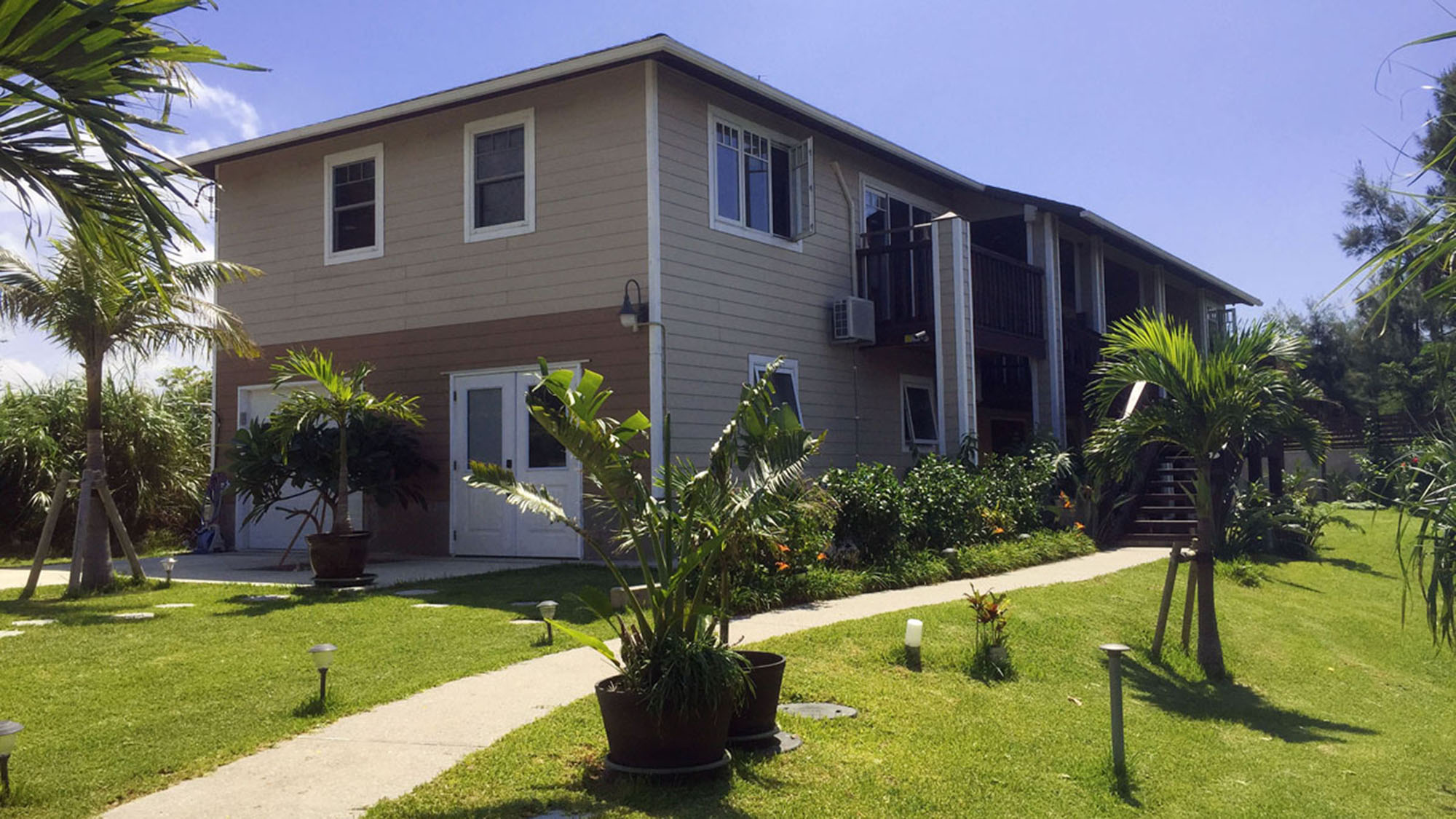 ・外観イメージ：一棟貸切のプラーベートガーデンヴィラ