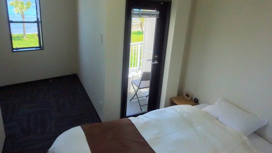 シングルルーム（ユニットバス完備）