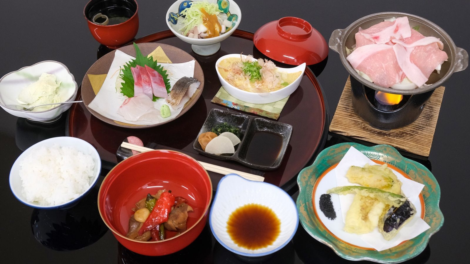 【直前割｜紀州御膳1泊2食】最大6000円引き｜今すぐ「何もしない」をしに行く。熊野ポークと旬の味覚