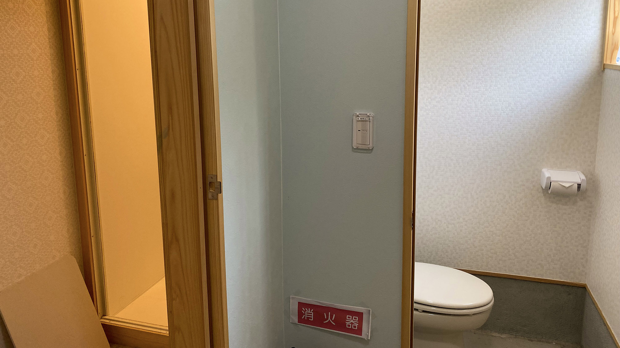 Eタイプ　共用シャワー/トイレ