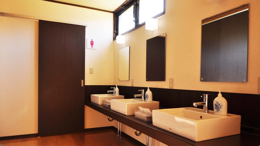 【客室・別館和室8畳】トイレ・洗面所は共同となります