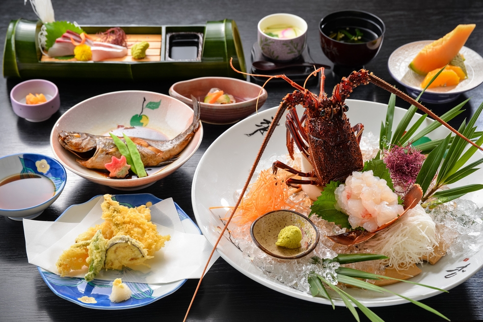 【プチ贅沢】お2人につき伊勢海老の活き造り1尾と1人１匹あわび付き！プチっと贅沢プラン