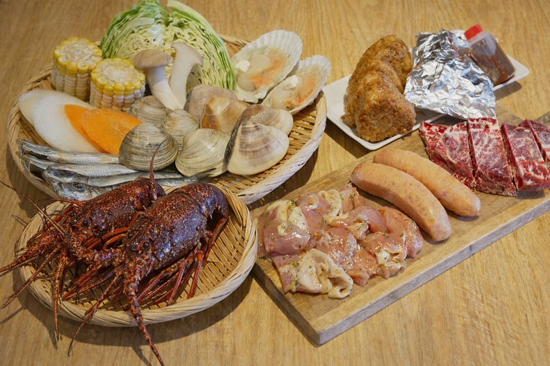 【5年連続アワード受賞】【１泊２食】豪華伊勢海老1尾付きBBQコース！優雅に九十九里ステイをご堪能！
