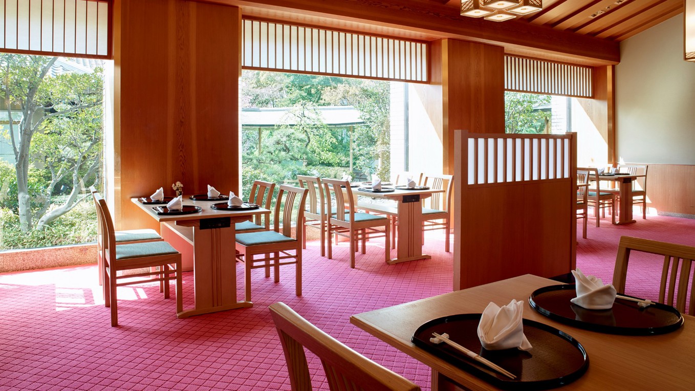 【4月〜/和食会席】日本料理「山里」で天ぷら・和牛・寿しをたのしめるディナー付(夕朝食付)
