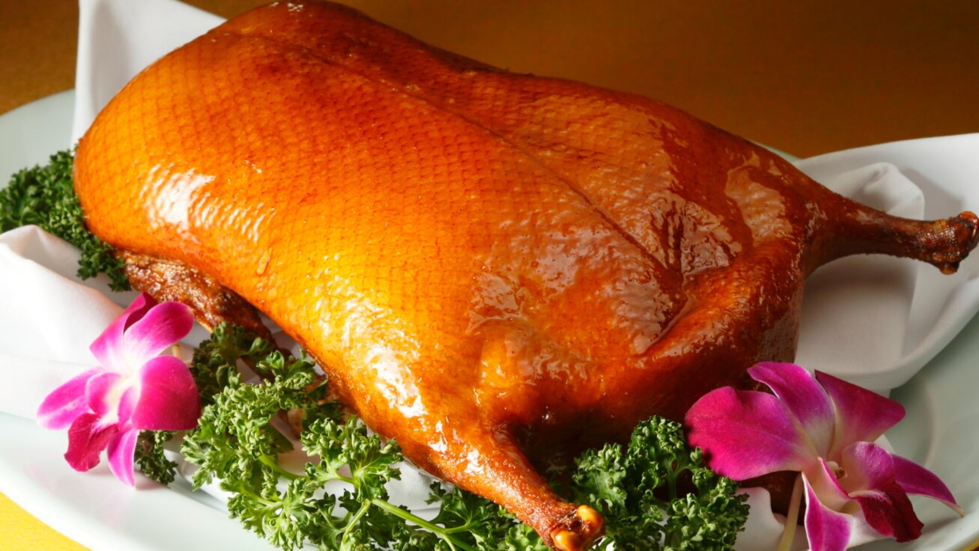 【中国料理贅沢ディナーコース】ふかひれの姿煮込みや北京ダックなど全8品を堪能（夕朝食付）