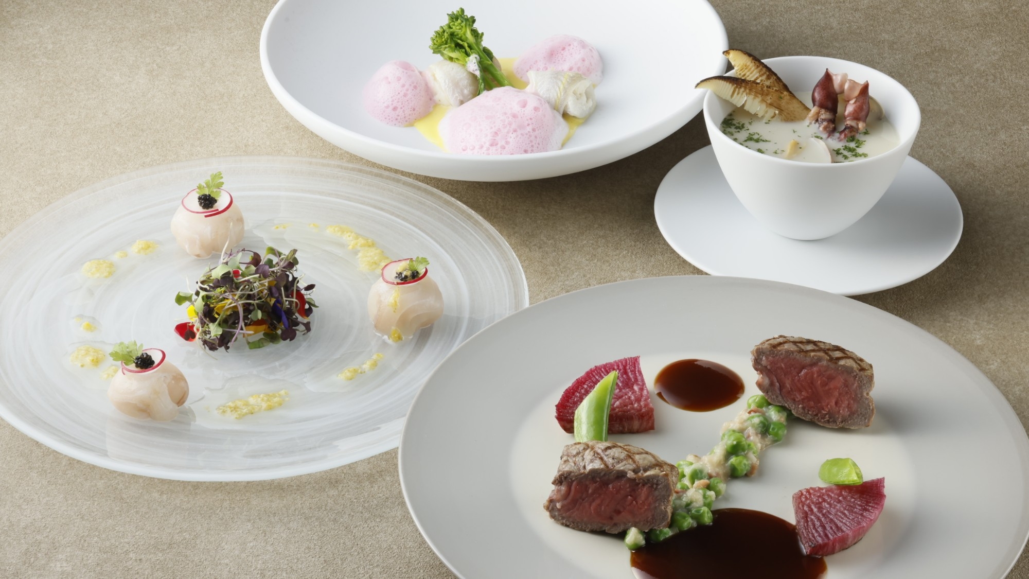 【1日1室・桜の和洋ファミリースイート】ルームサービスディナー+館内利用券2000円分付（夕朝食付）