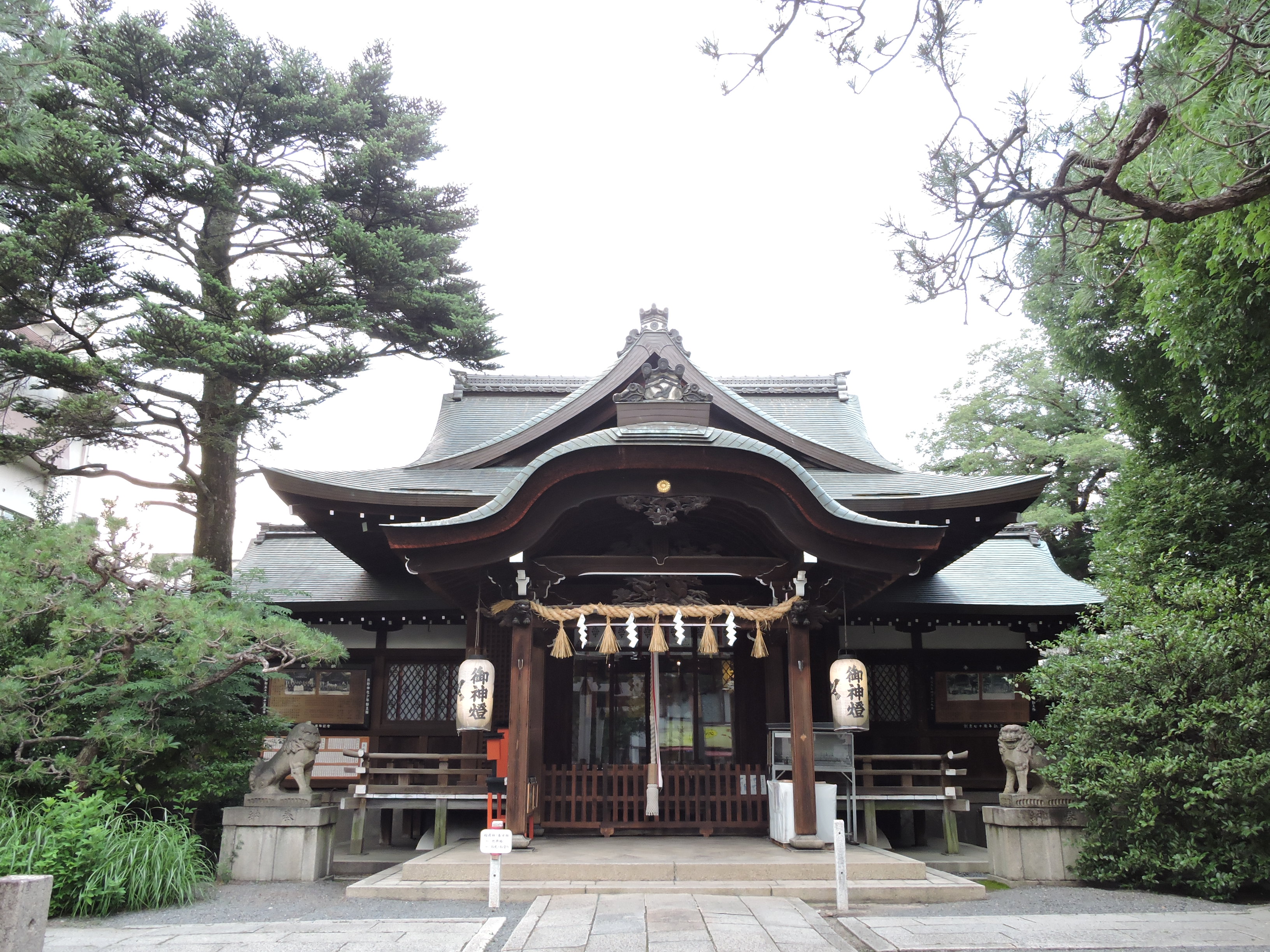 近くの熊野神社まで徒歩2分