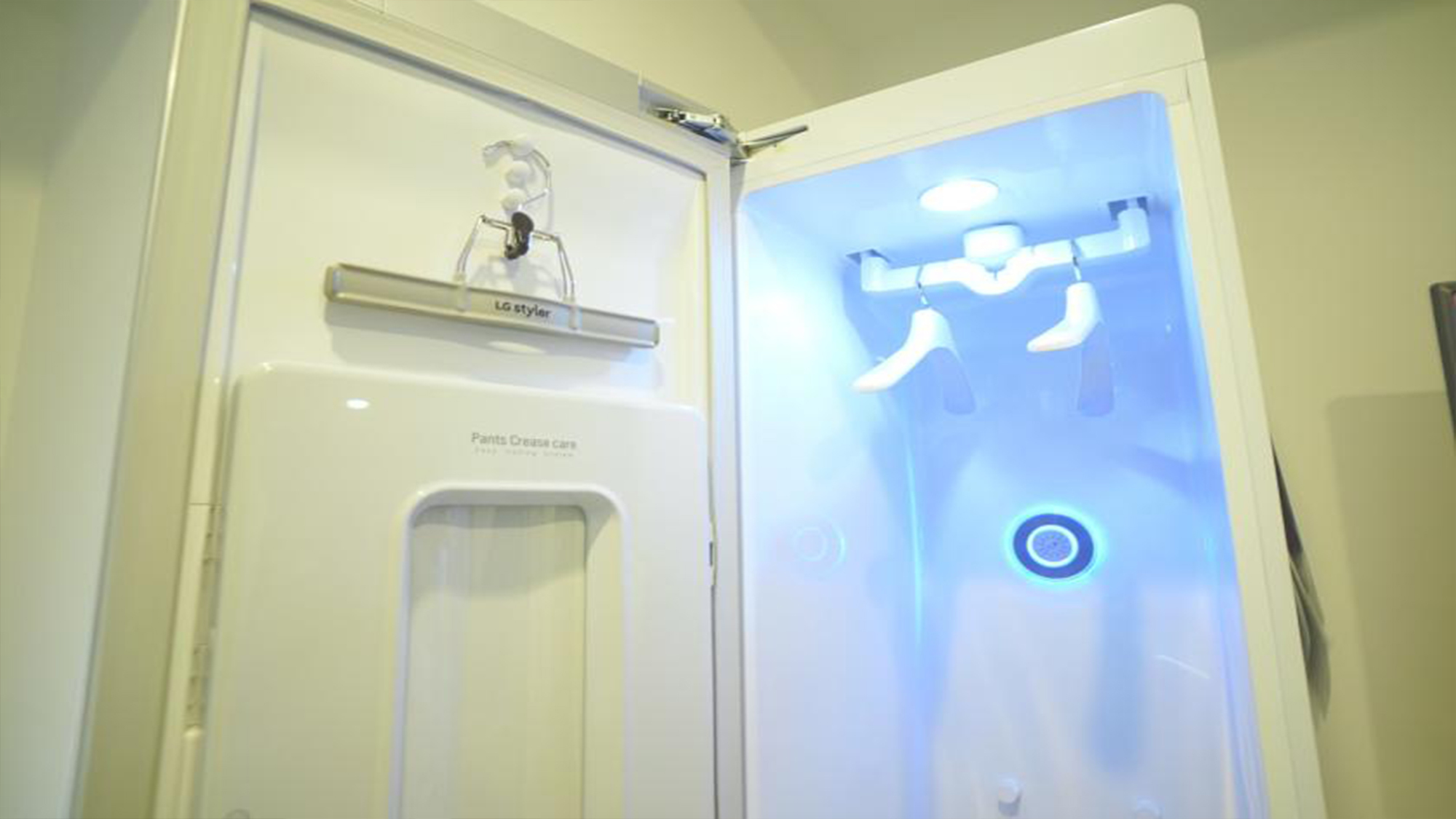 話題のクリーニング機「LG Styler」を全室導入