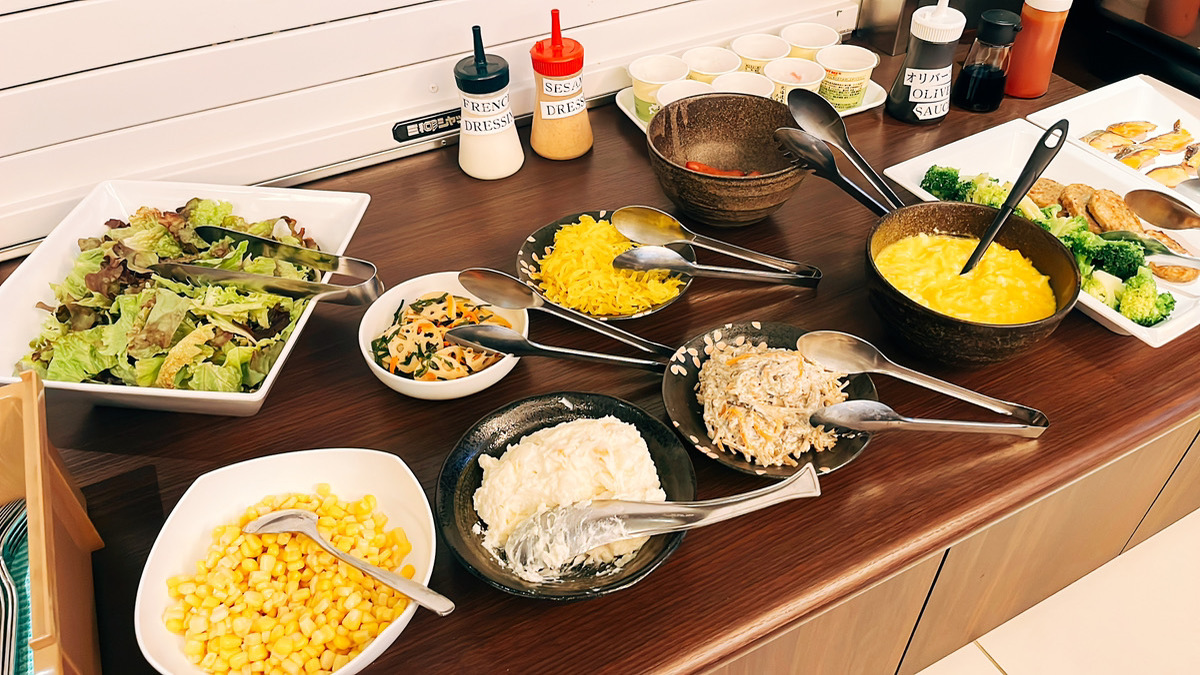 ■朝食ビュッフェ（サラダ・和え物コーナー）※食材は不定期で変わります。