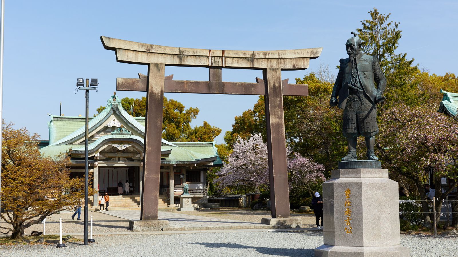 豊國神社【写真提供：（公財）大阪観光局】