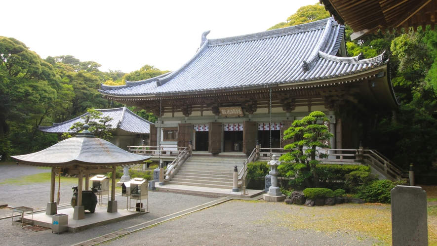 ≪金剛頂寺≫民宿うらしまから徒歩30分程度のところにございます