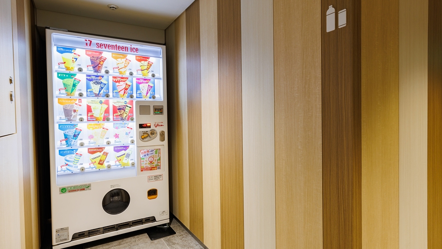 【施設】1Fアイスクリーム自動販売機