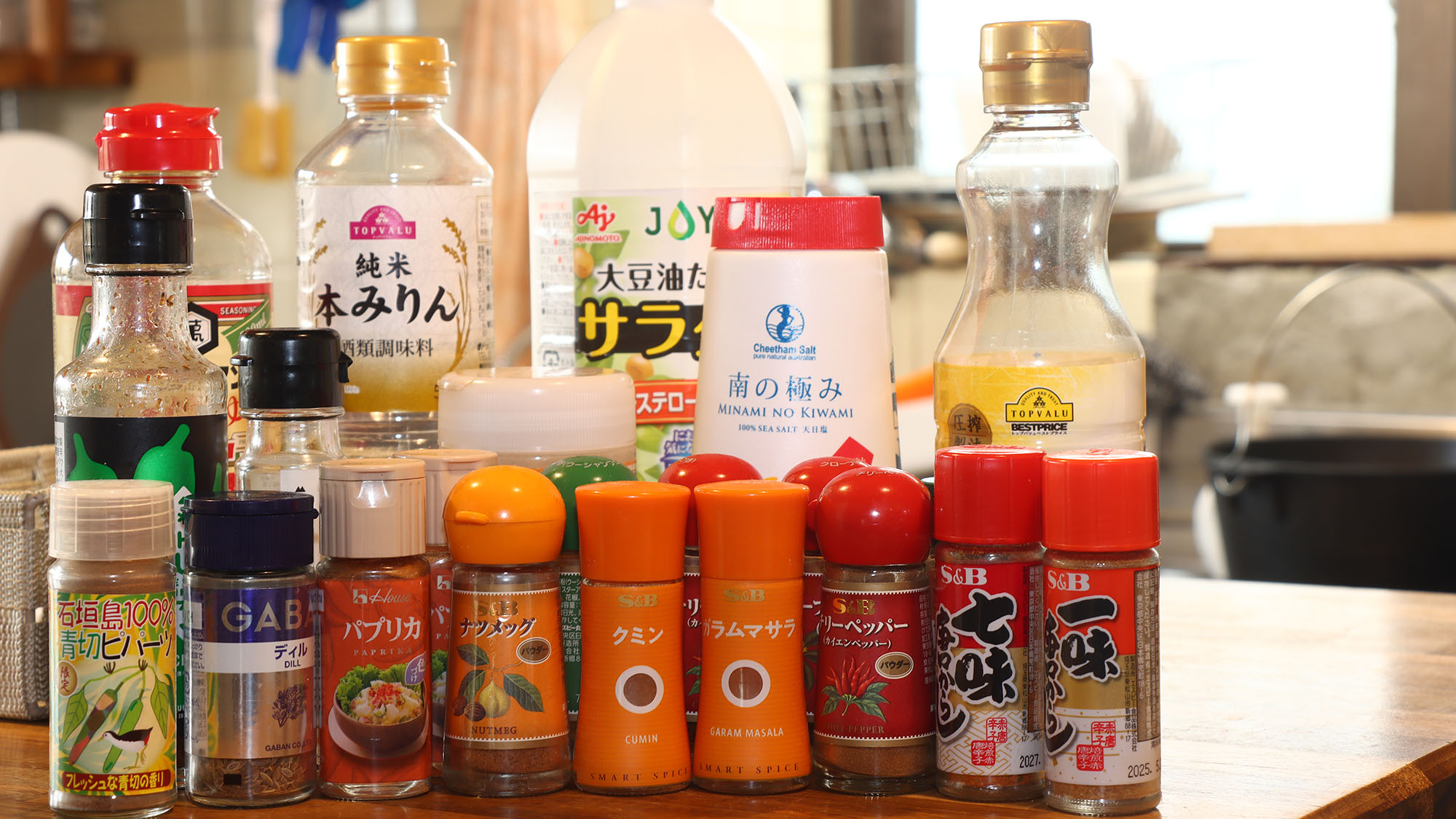 【キッチン】 多種多様な調味料