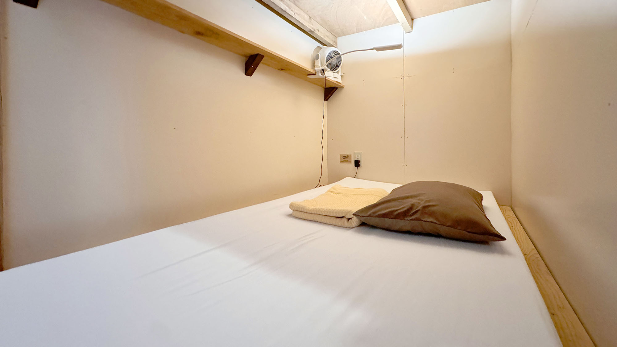 【客室】 ドミトリー 