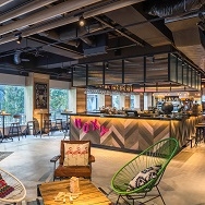 【Live Loud，Stay “Re−new” Moxy】リニューアルOPENスペシャルステイ