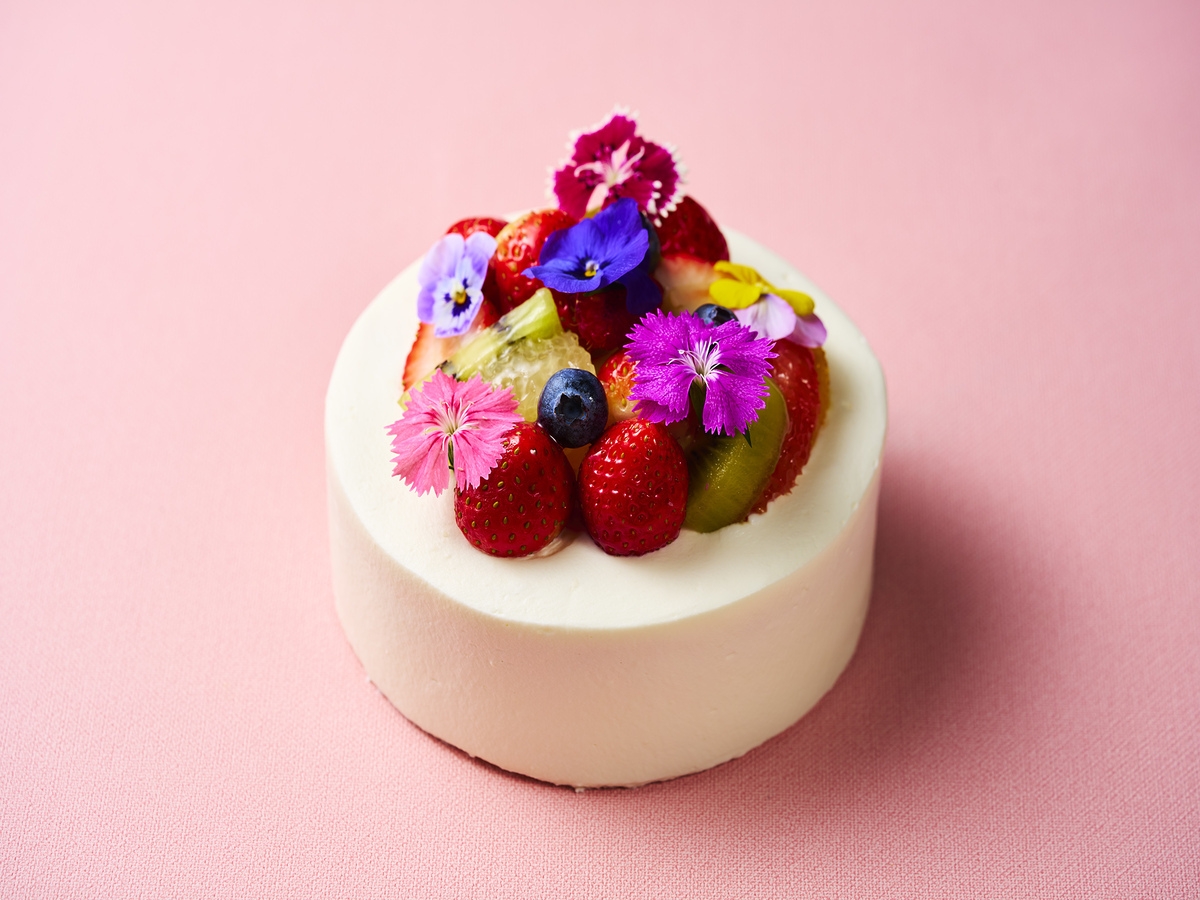 【記念日ステイ】ホールケーキでお祝い★特別な夜と優雅な朝食付きプラン