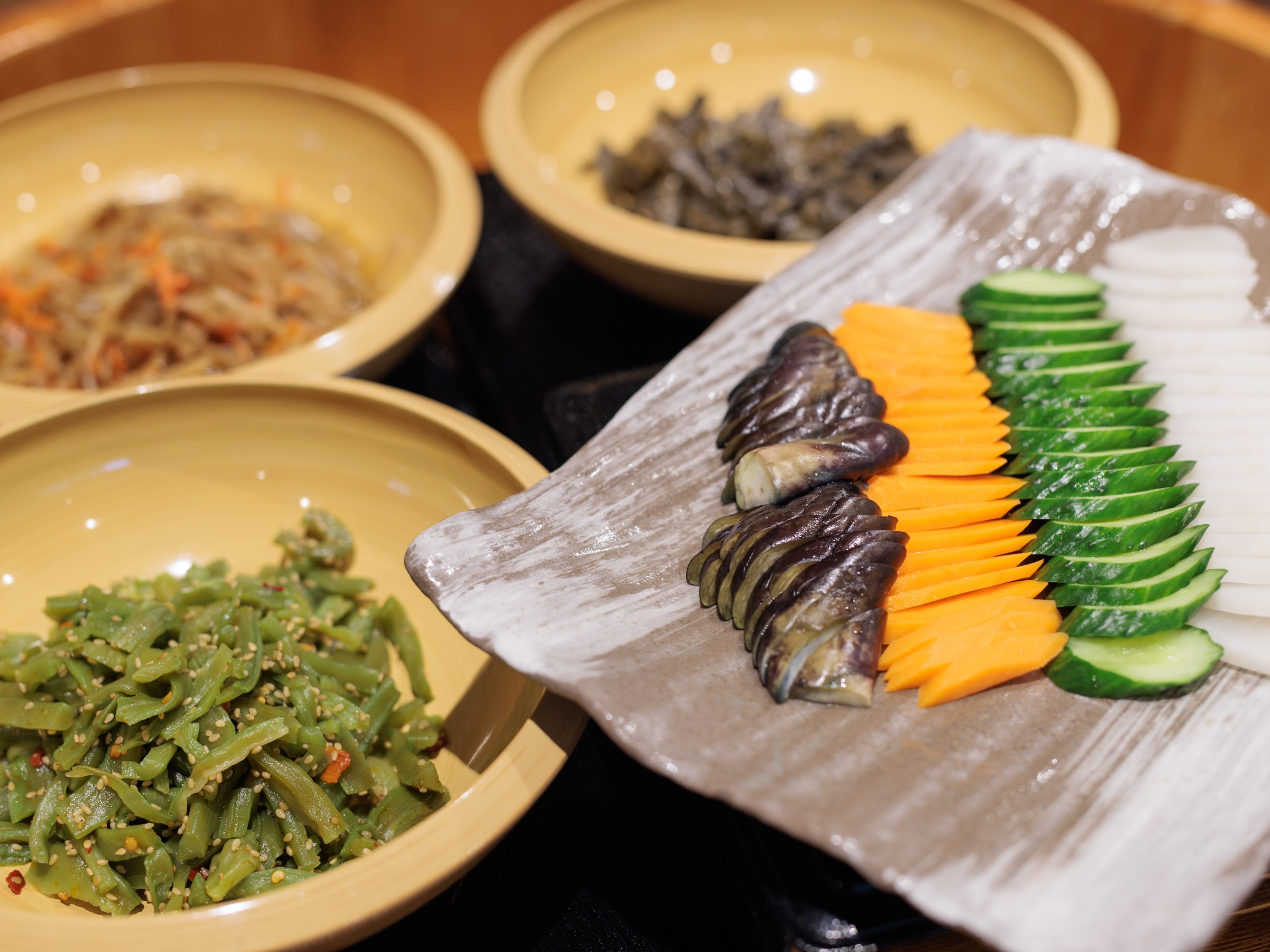 会津の野菜で漬けたお漬物。炊き立てのご飯のお供に